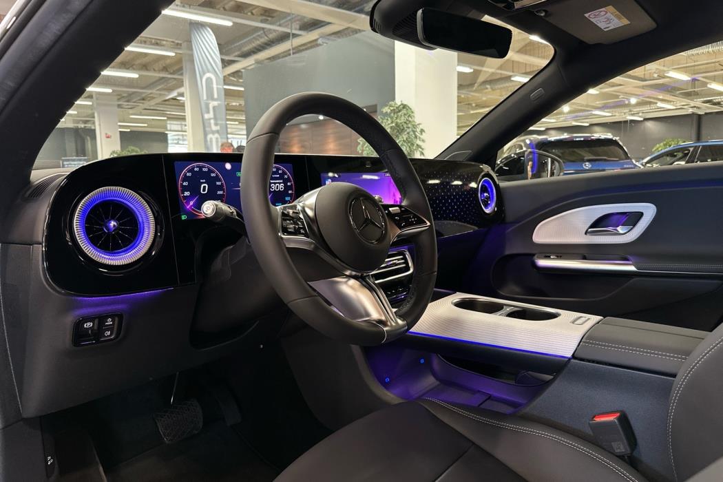 MERCEDES-BENZ CLA 2026