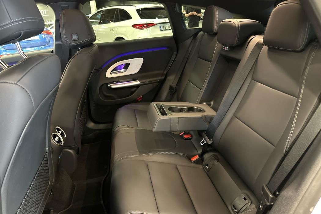 MERCEDES-BENZ CLA 2026