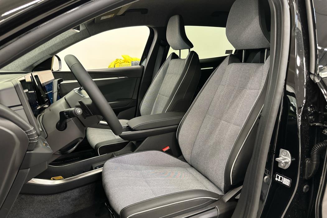MITSUBISHI Eclipse Cross 2026