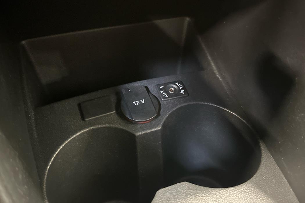 VOLKSWAGEN Polo 2011