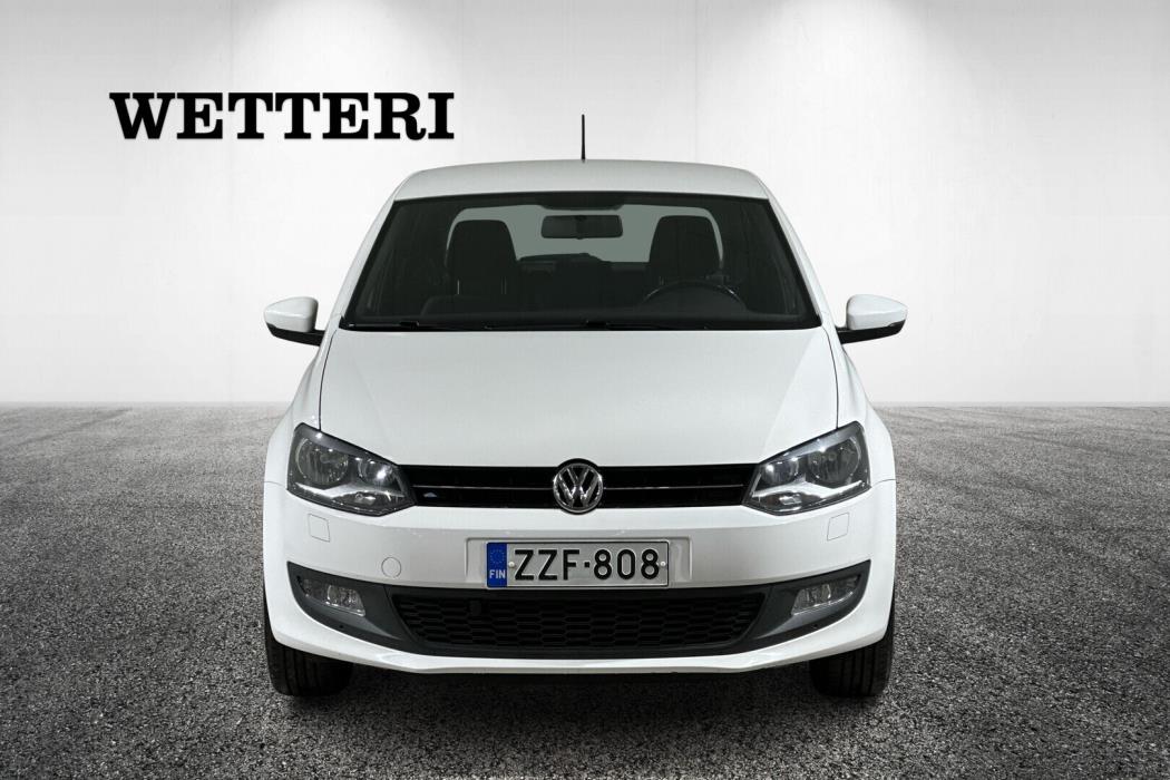 VOLKSWAGEN Polo 2011