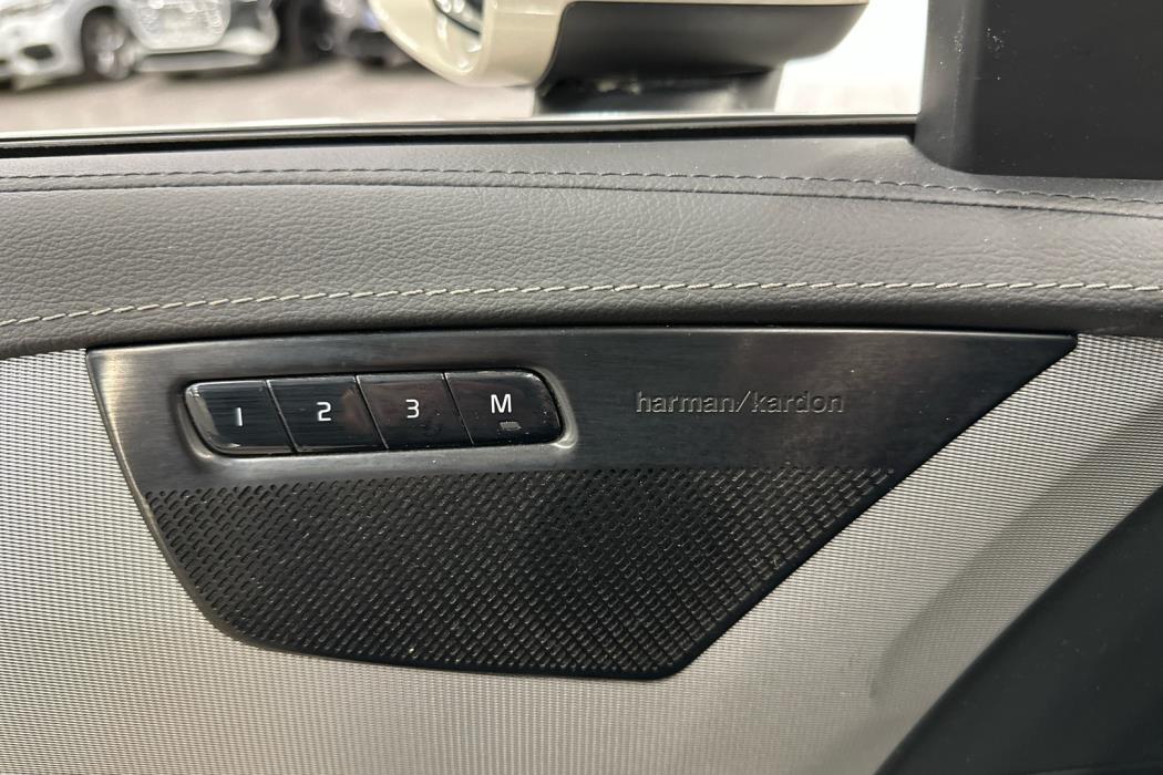 VOLVO XC90 2019