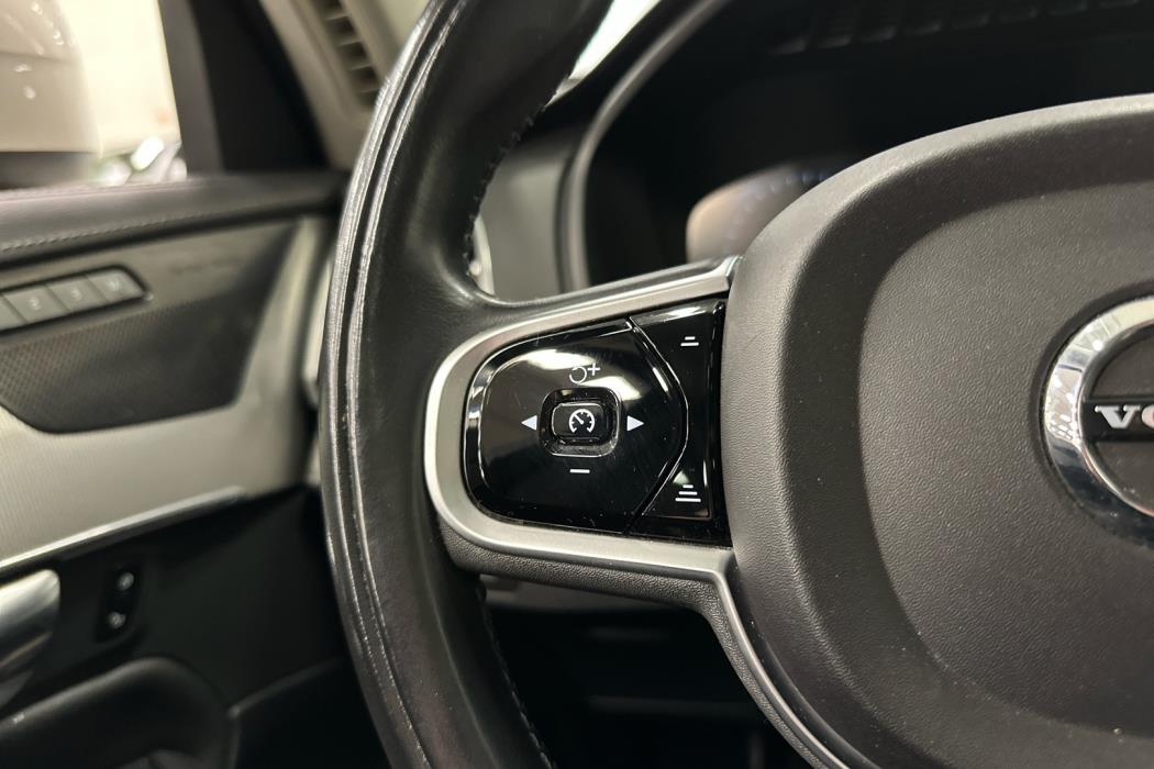 VOLVO XC90 2019