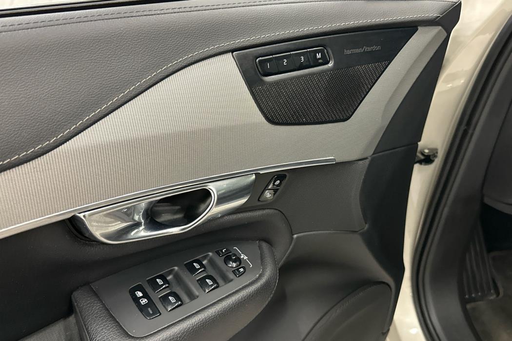 VOLVO XC90 2019
