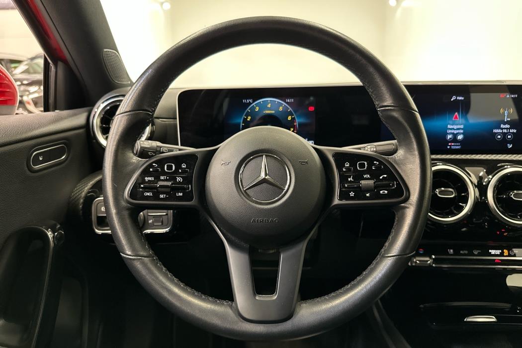 MERCEDES-BENZ A 2019