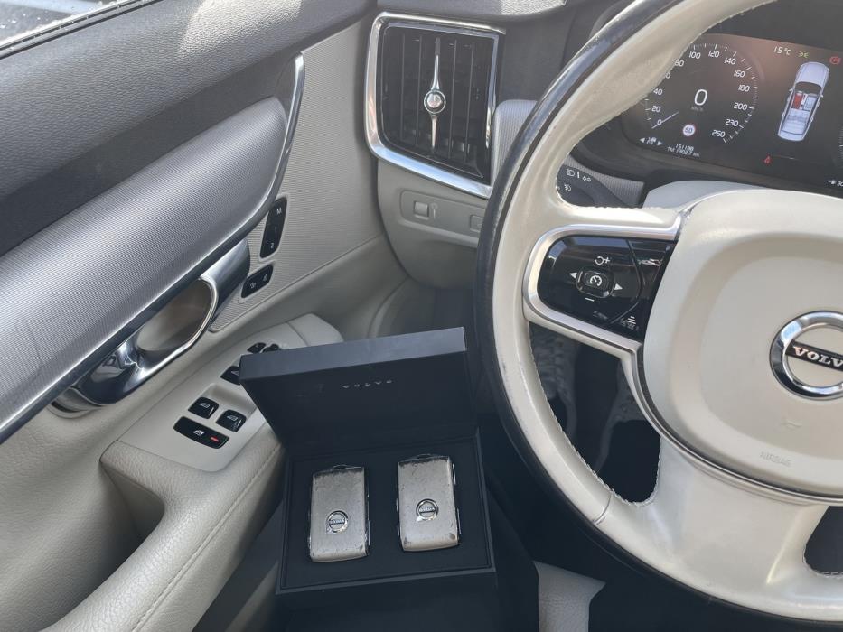 VOLVO S90 2017