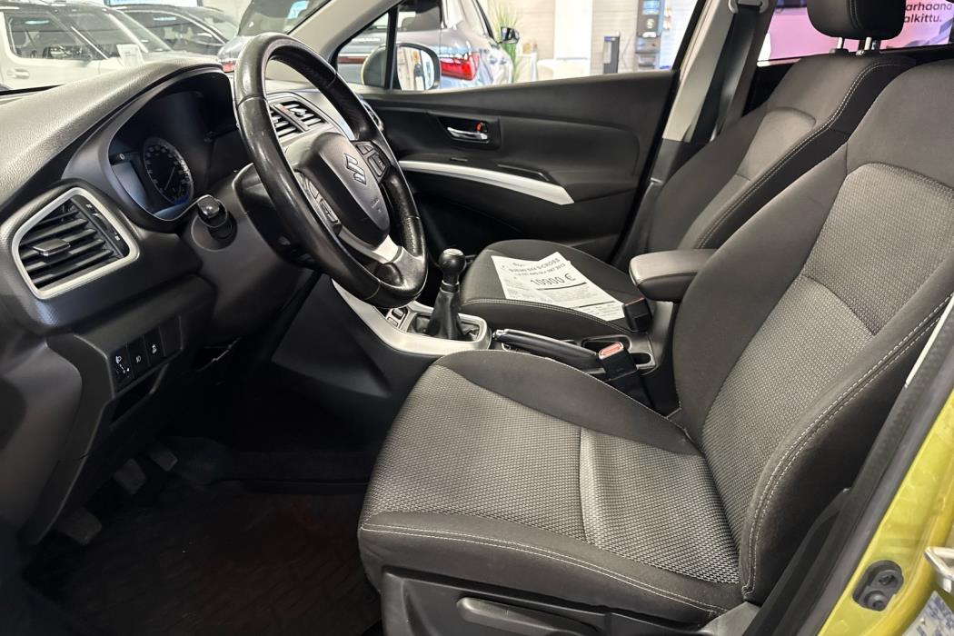 SUZUKI SX4 S-Cross 2013