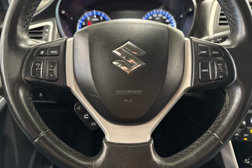 SUZUKI SX4 S-Cross 2013