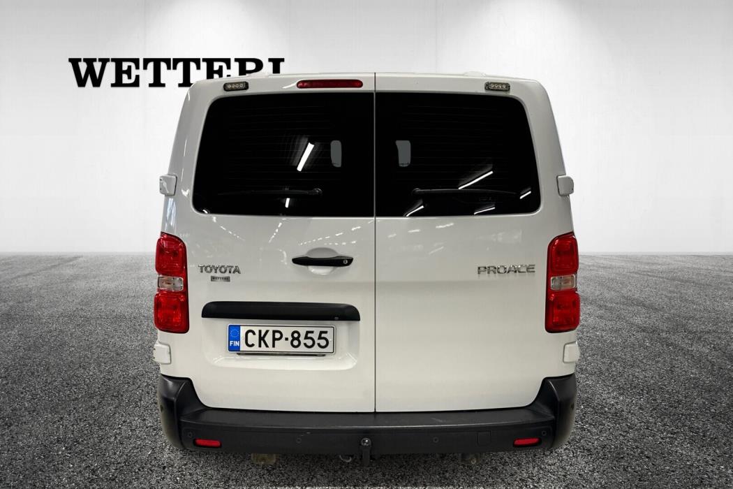 TOYOTA Proace 2017