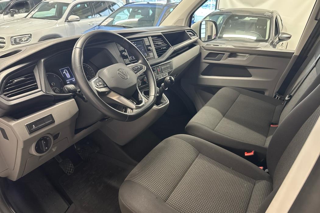 VOLKSWAGEN Transporter 2024