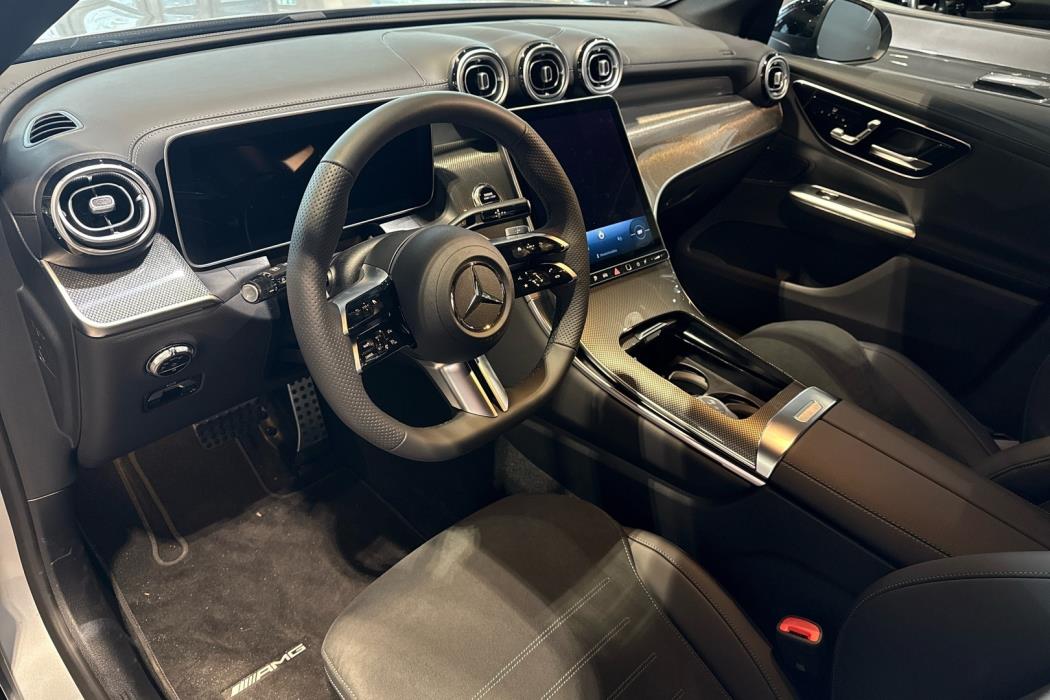 MERCEDES-BENZ GLC 2026