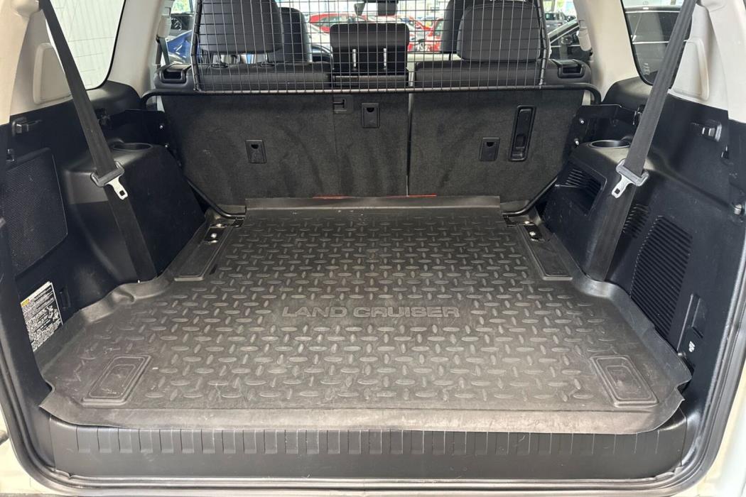 TOYOTA Land Cruiser 2018