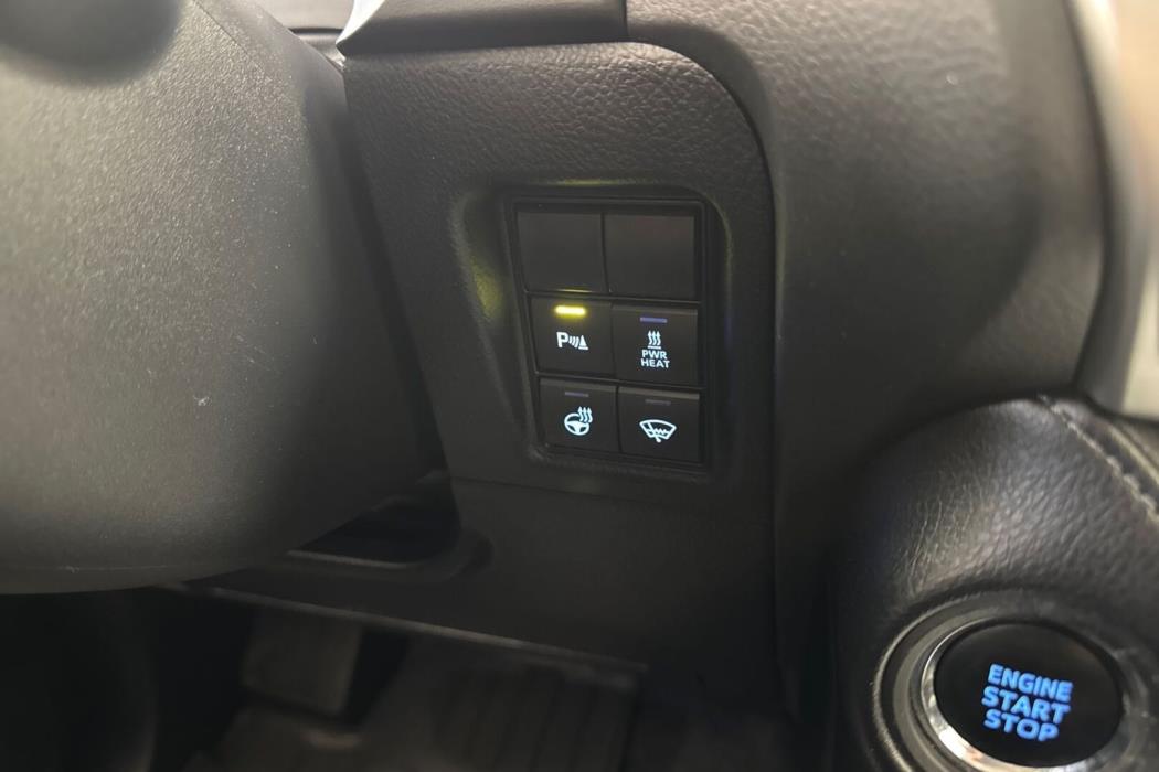 TOYOTA Land Cruiser 2018