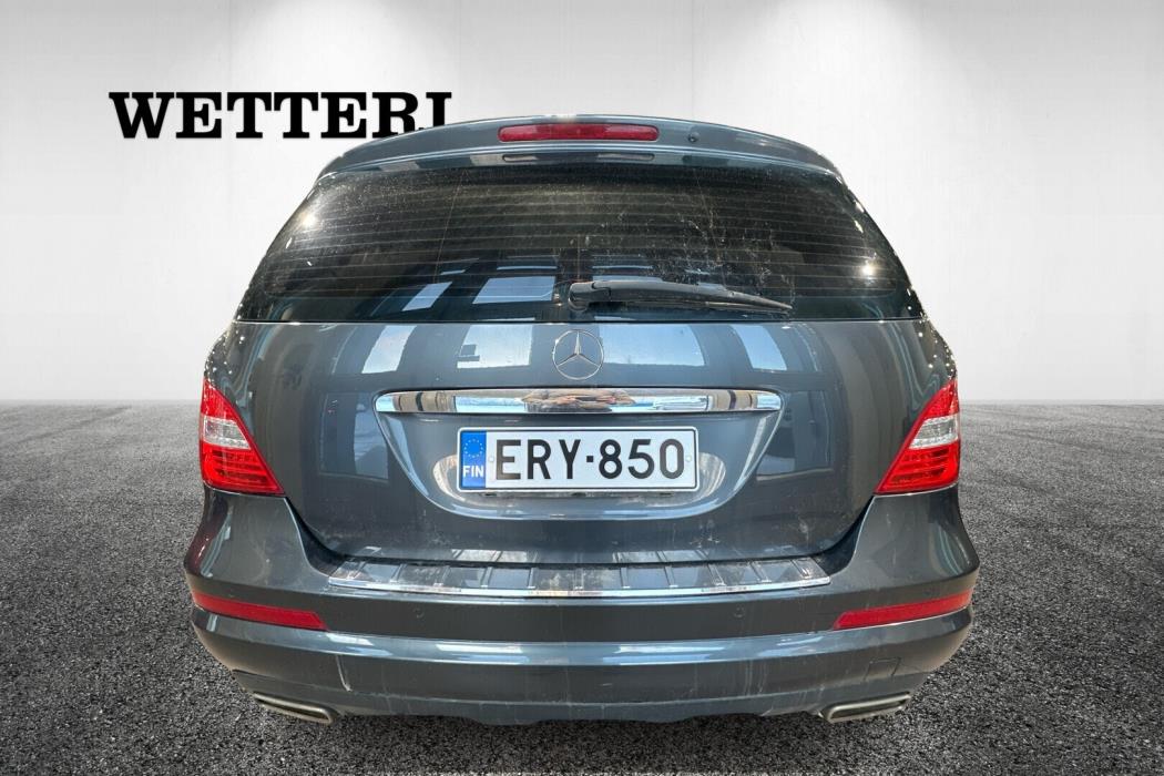 MERCEDES-BENZ R 2010