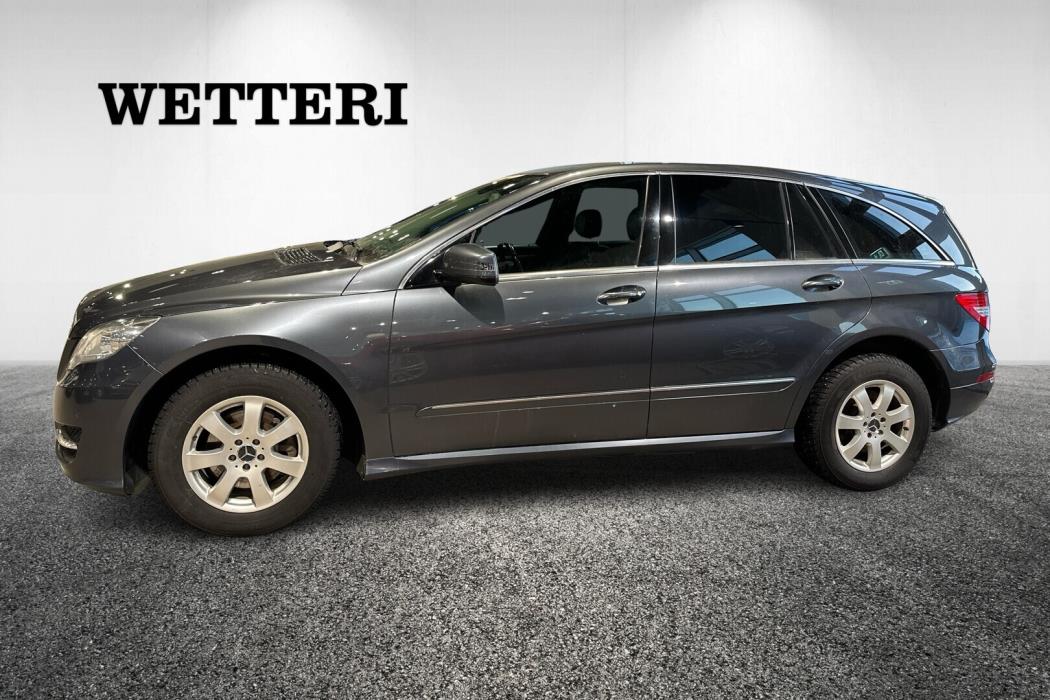 MERCEDES-BENZ R 2010