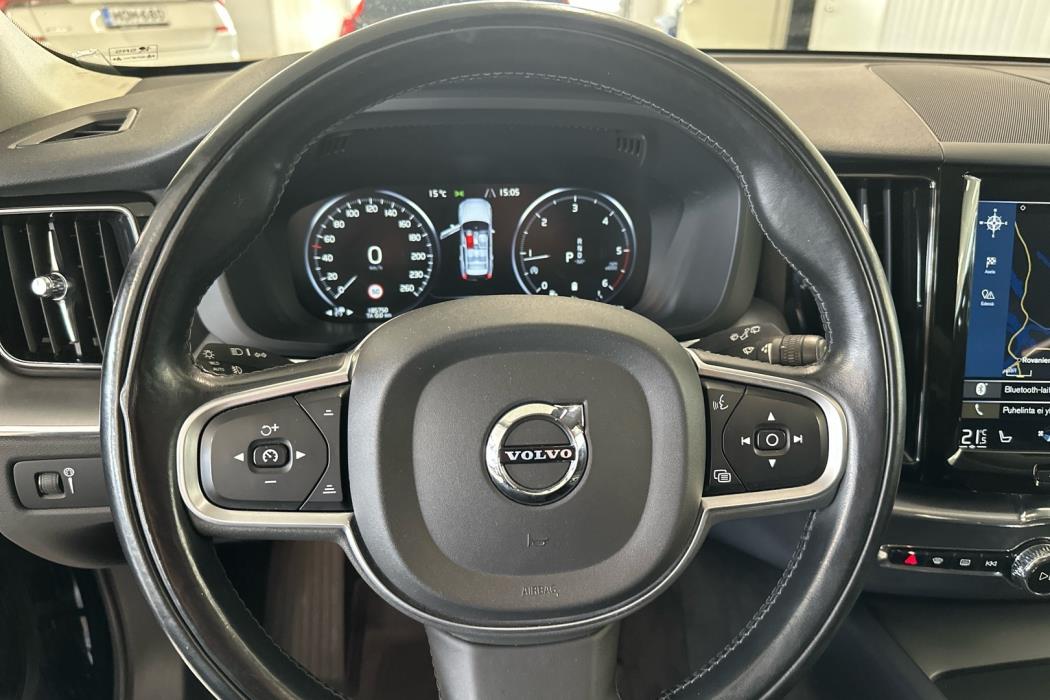 VOLVO XC60 2020