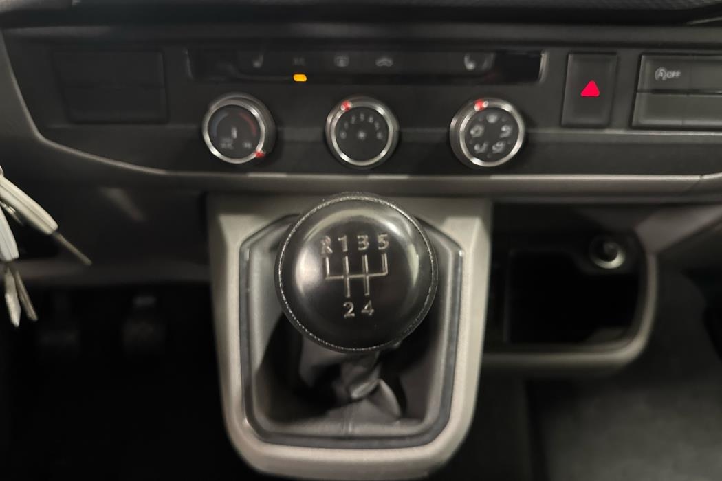 VOLKSWAGEN Transporter 2022