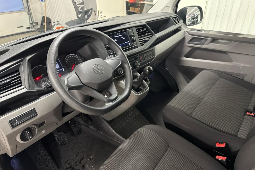 VOLKSWAGEN Transporter 2022