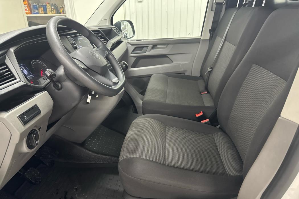 VOLKSWAGEN Transporter 2022