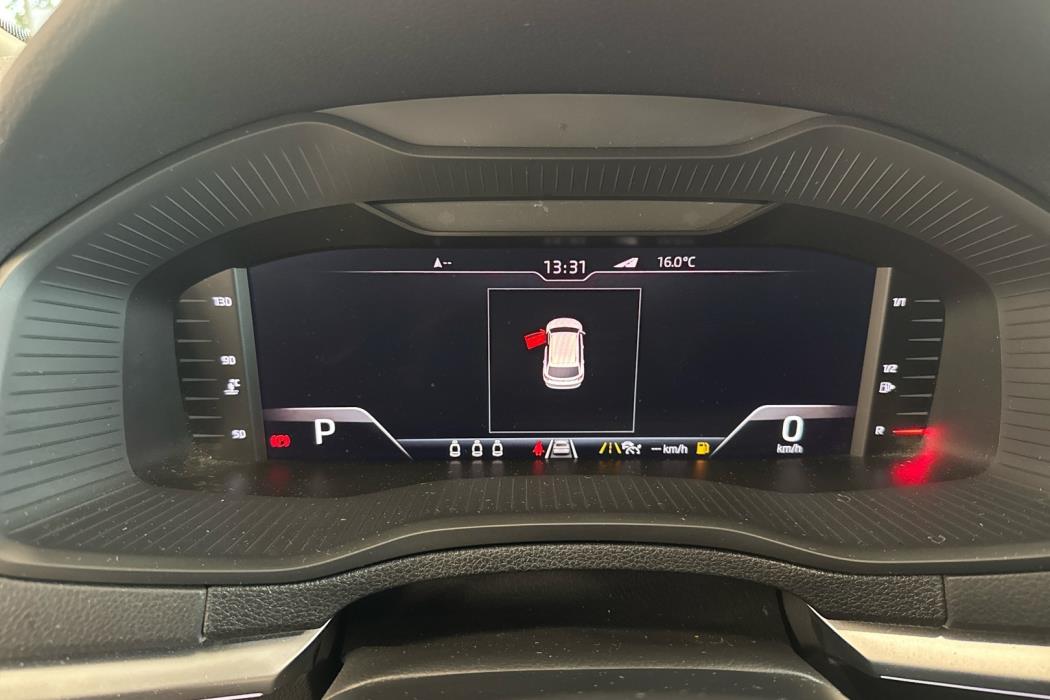 SKODA Karoq 2019
