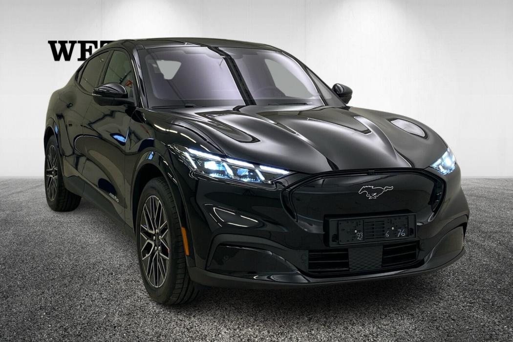 FORD Mustang Mach-E 2026