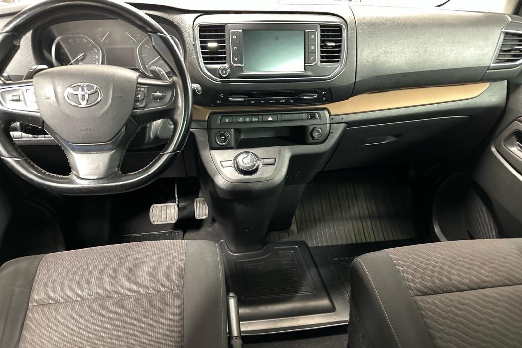 TOYOTA Proace Verso 2018