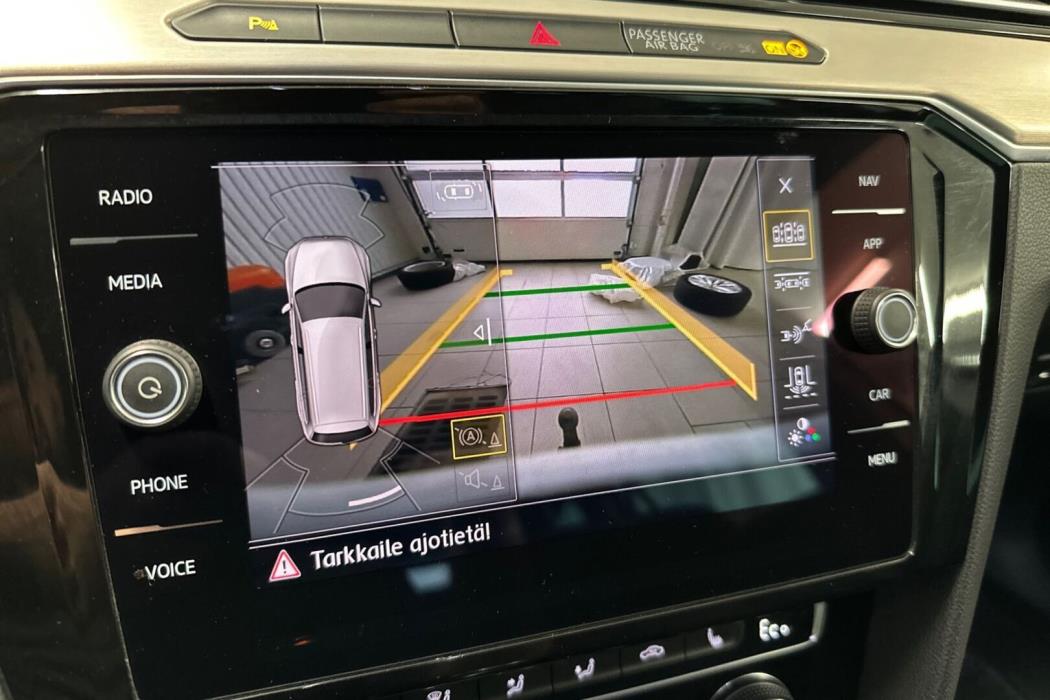 VOLKSWAGEN Passat 2018