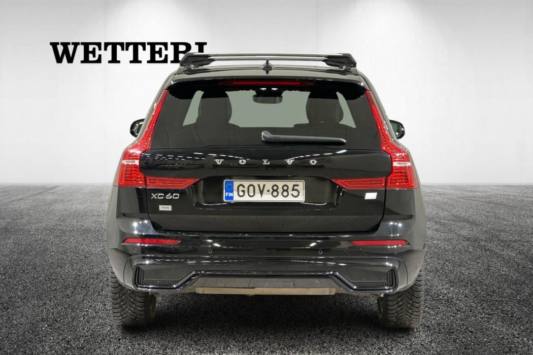 VOLVO XC60 2022