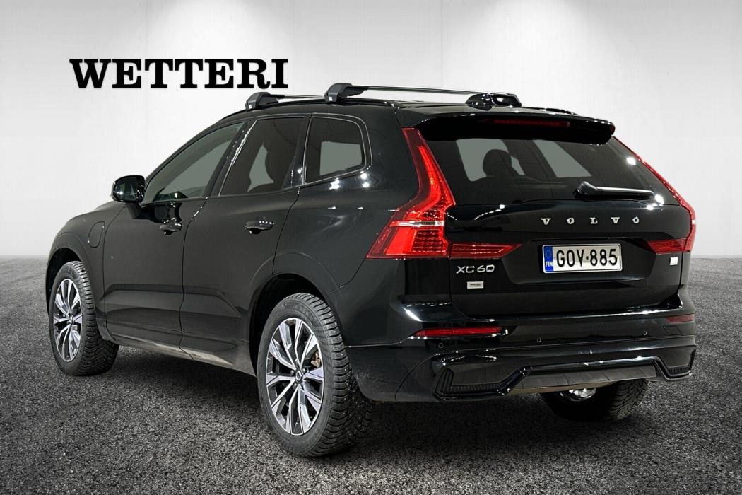 VOLVO XC60 2022