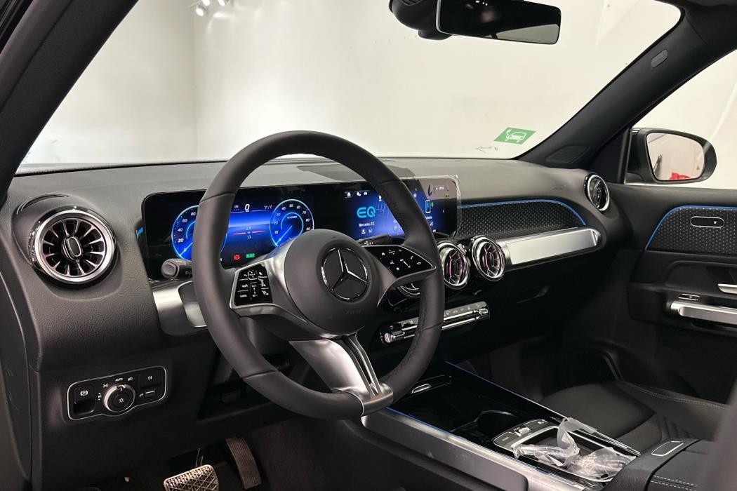 MERCEDES-BENZ EQB 2025