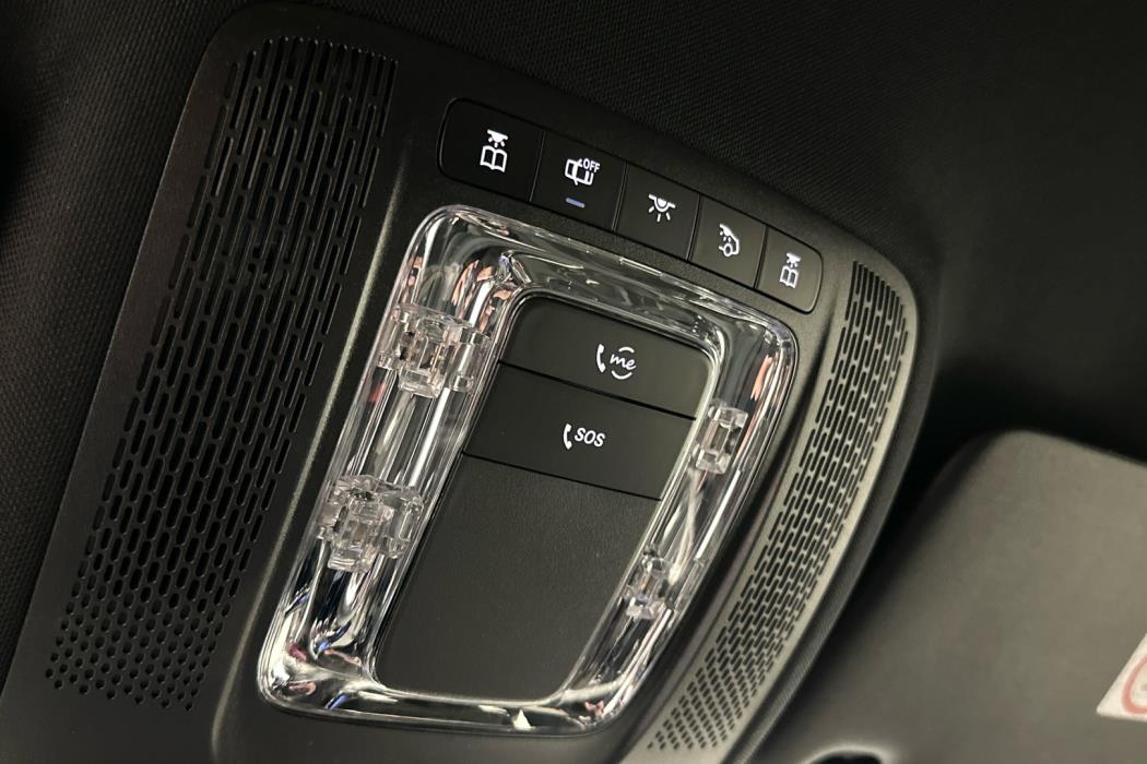 MERCEDES-BENZ EQB 2025