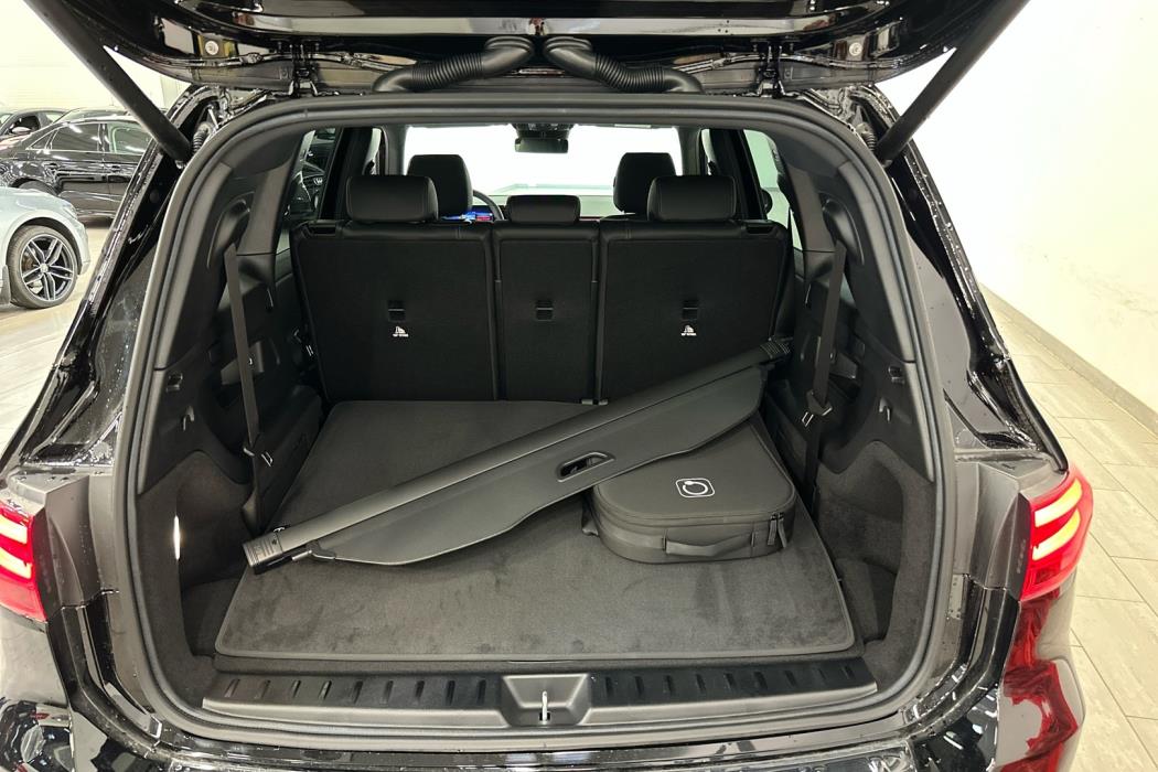 MERCEDES-BENZ EQB 2025