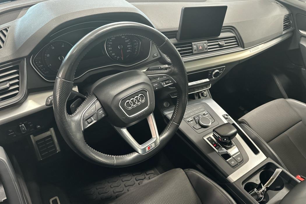 AUDI Q5 2018