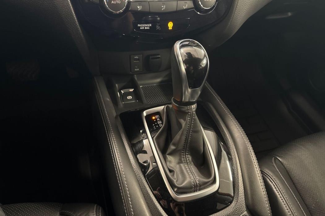 NISSAN X-Trail 2018