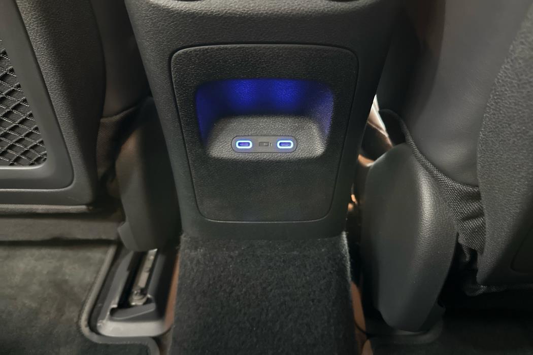 MERCEDES-BENZ CLA 2025