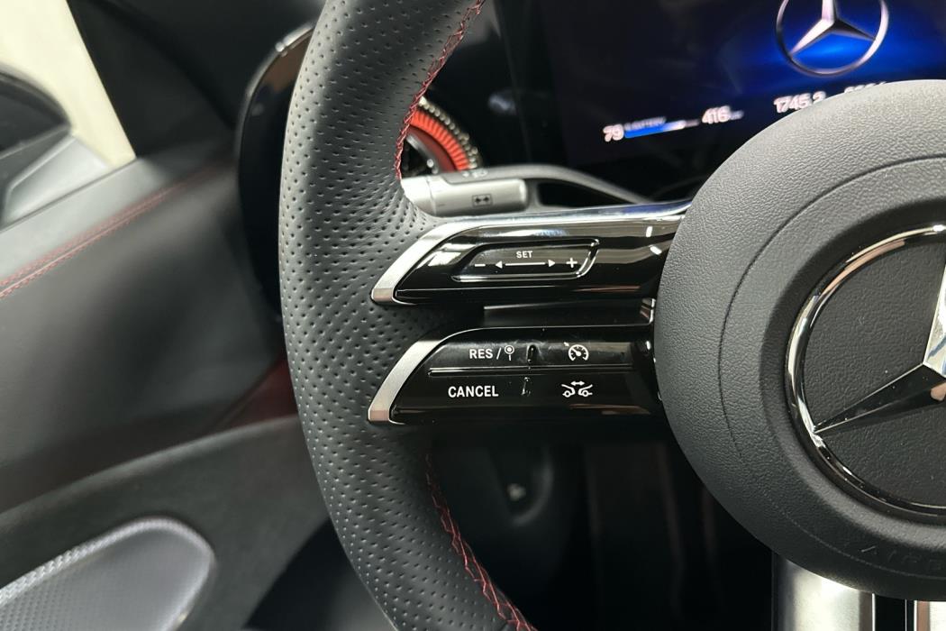 MERCEDES-BENZ CLA 2025