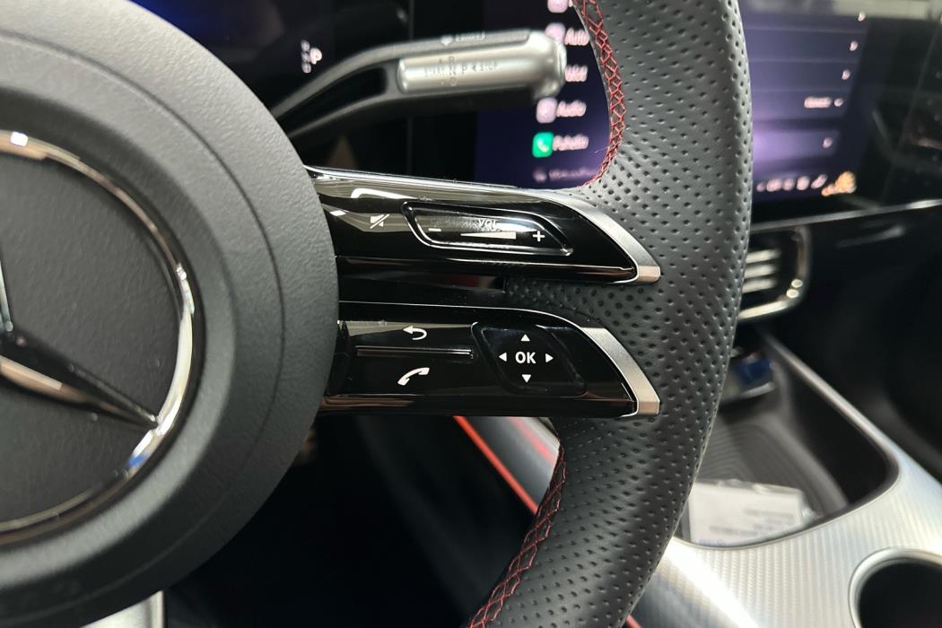 MERCEDES-BENZ CLA 2025