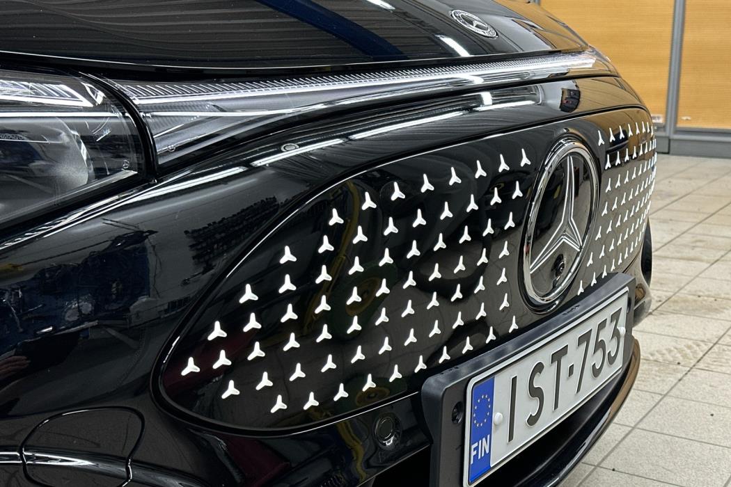 MERCEDES-BENZ CLA 2025