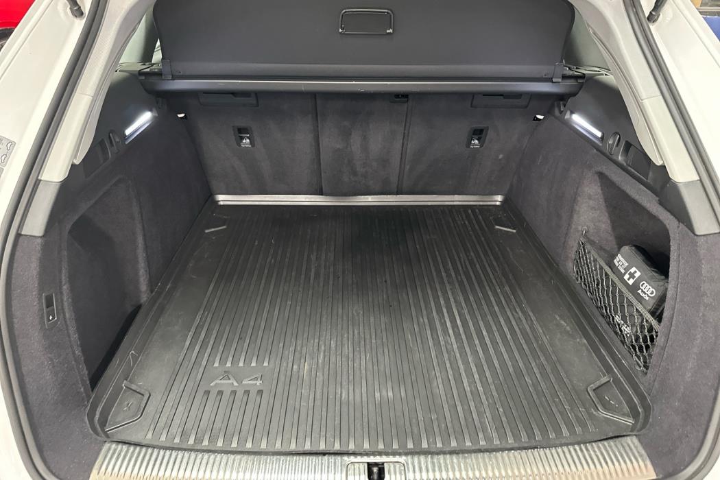 AUDI A4 allroad quattro 2021