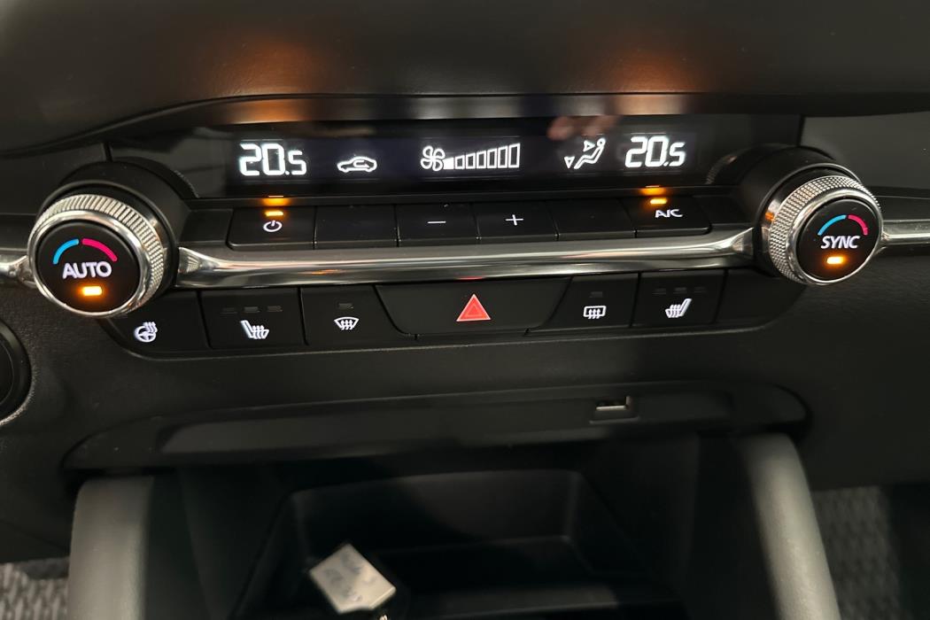 MAZDA Mazda3 2020