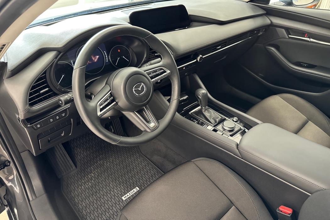 MAZDA Mazda3 2020
