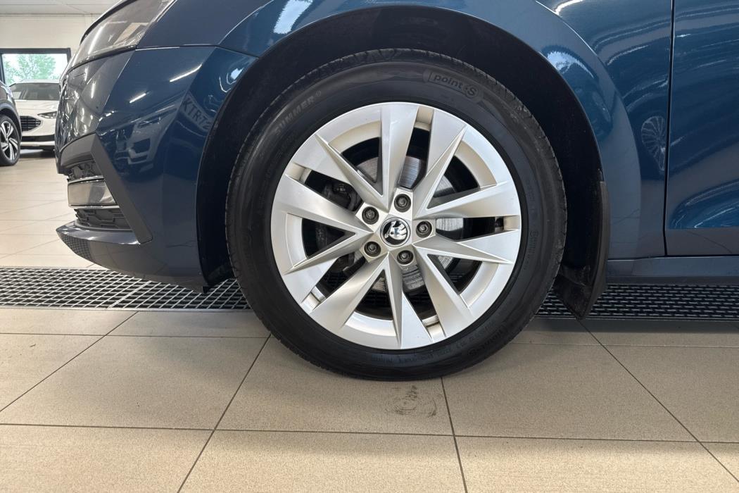 SKODA Octavia 2021