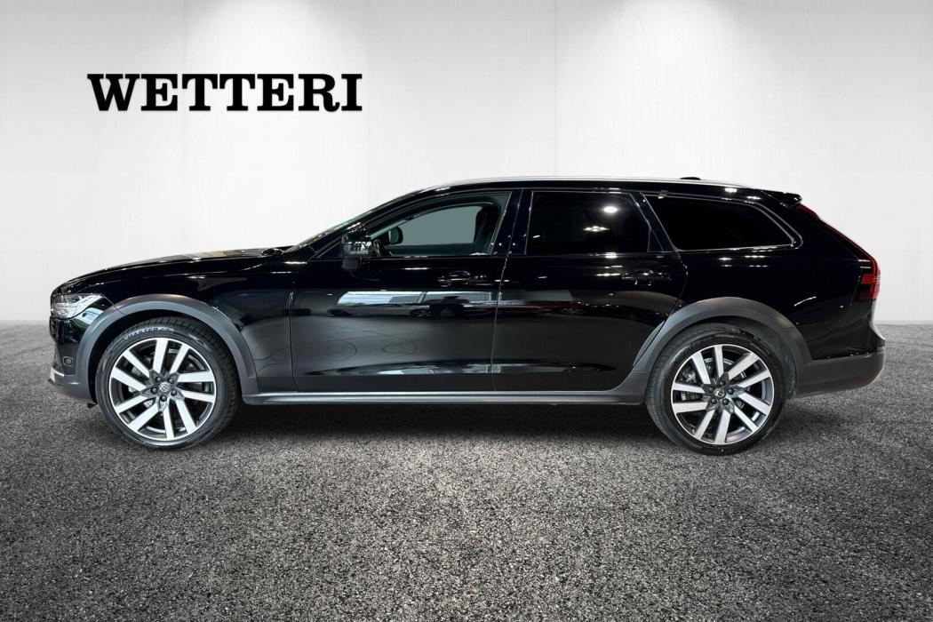 VOLVO V90 Cross Country 2022