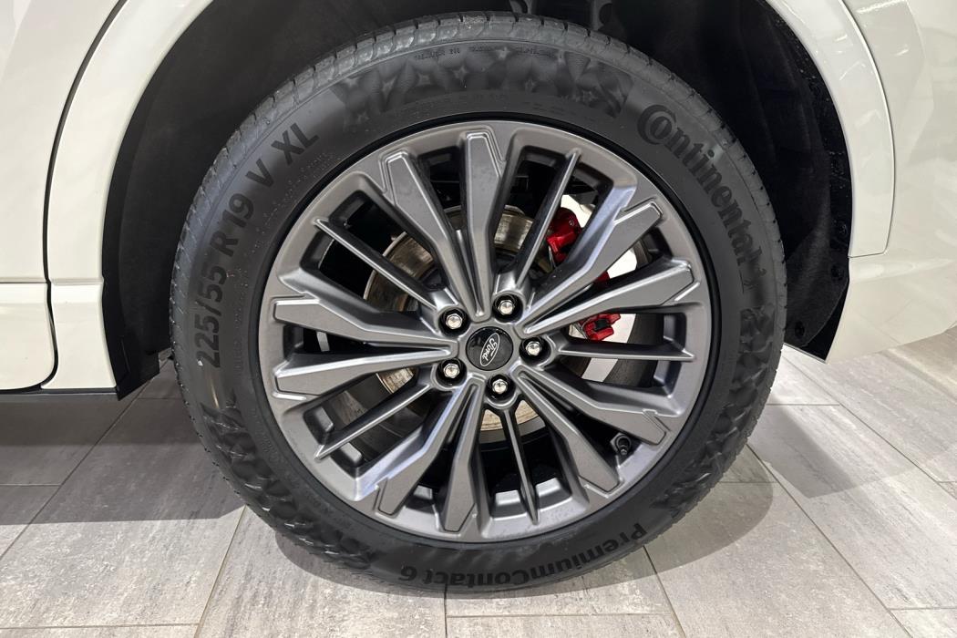 FORD Kuga 2026