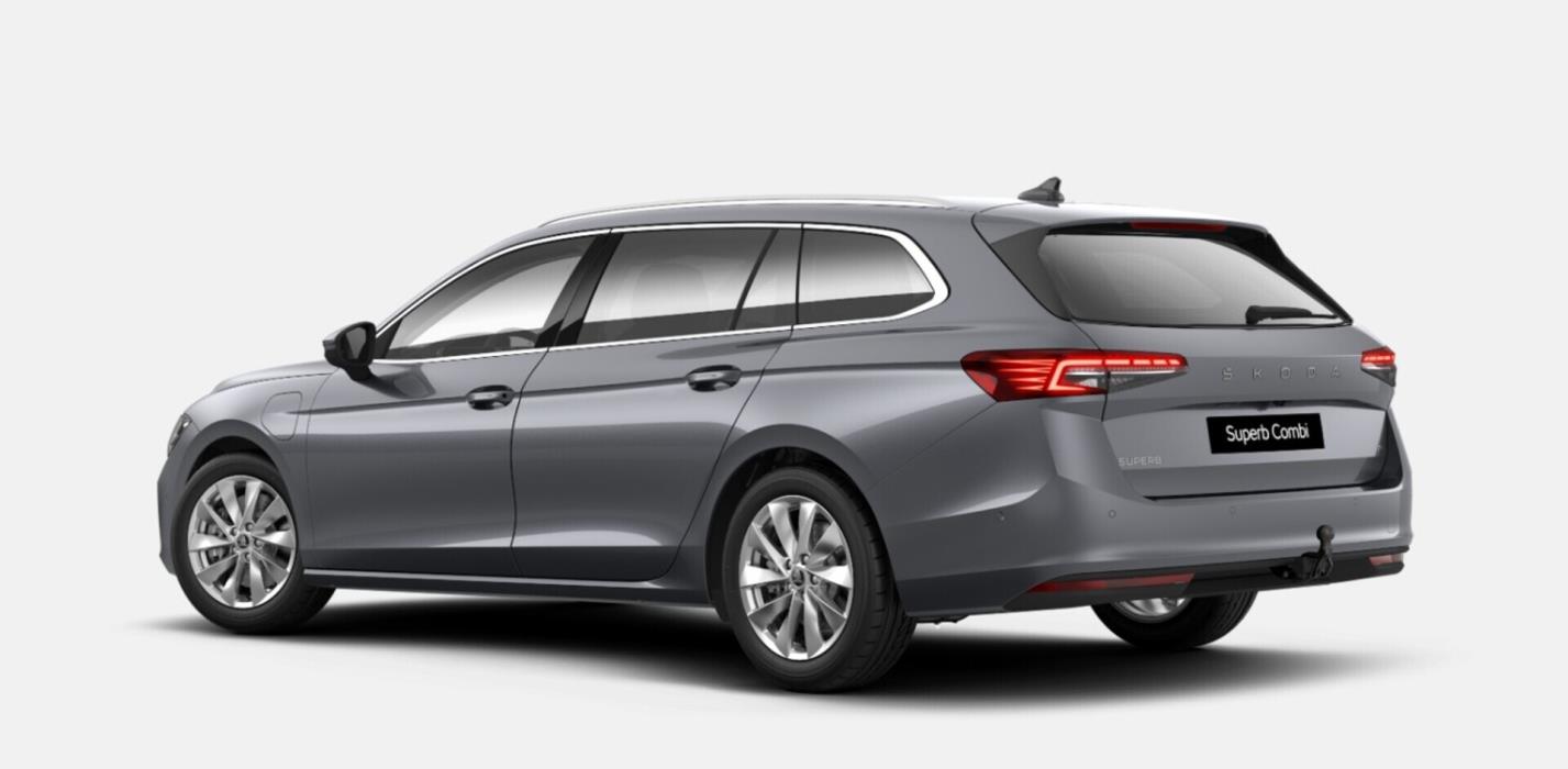 SKODA Superb 2026