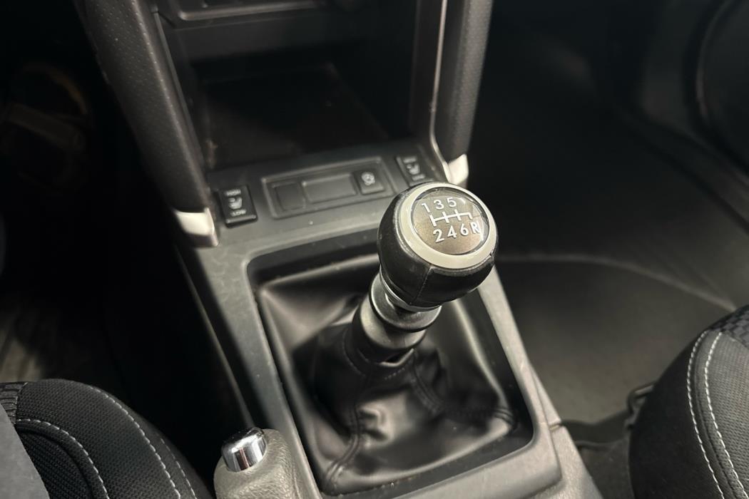 SUBARU Forester 2017