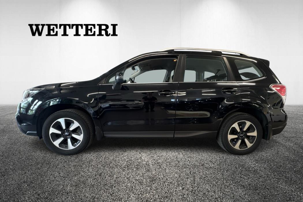 SUBARU Forester 2017