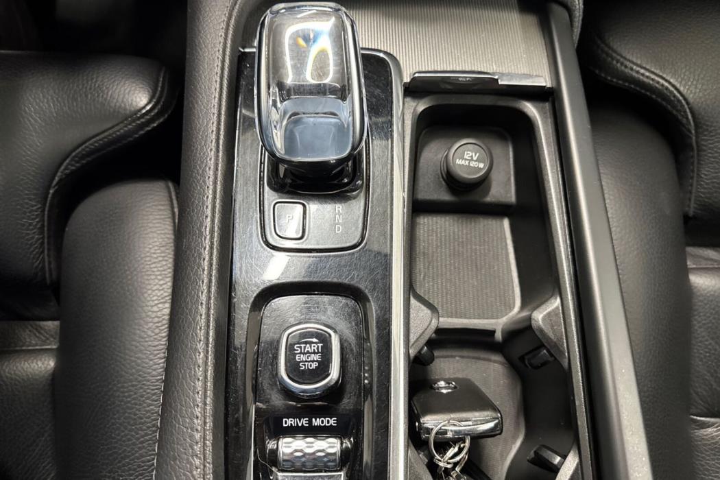 VOLVO XC90 2019