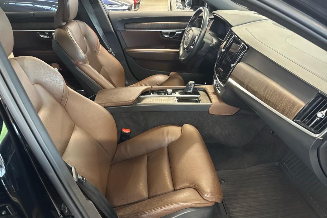 VOLVO V90 Cross Country 2021