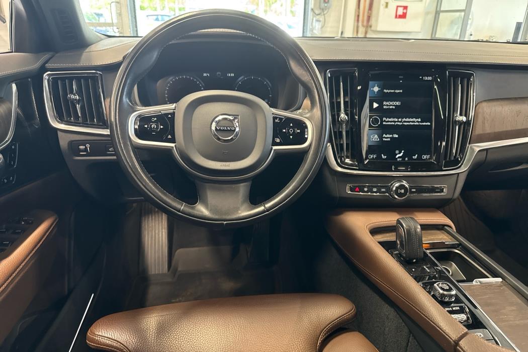 VOLVO V90 Cross Country 2021